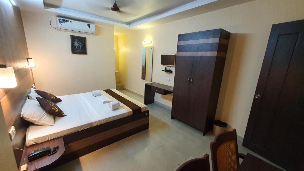 S4 Residency Hotel Chennai Exterior foto