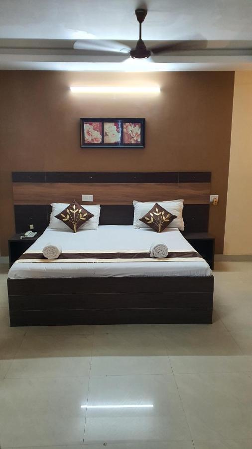 S4 Residency Hotel Chennai Exterior foto