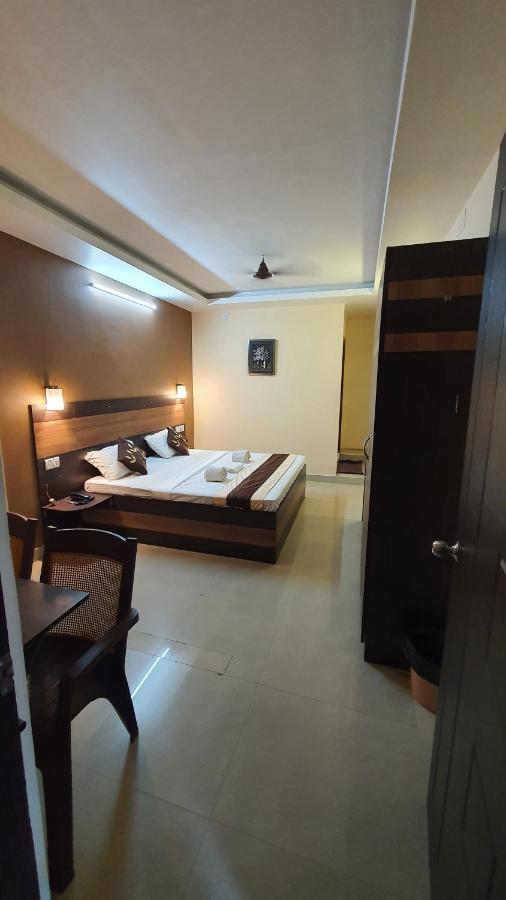S4 Residency Hotel Chennai Exterior foto