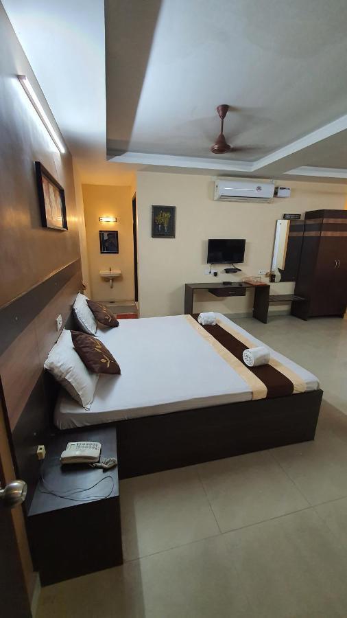 S4 Residency Hotel Chennai Exterior foto