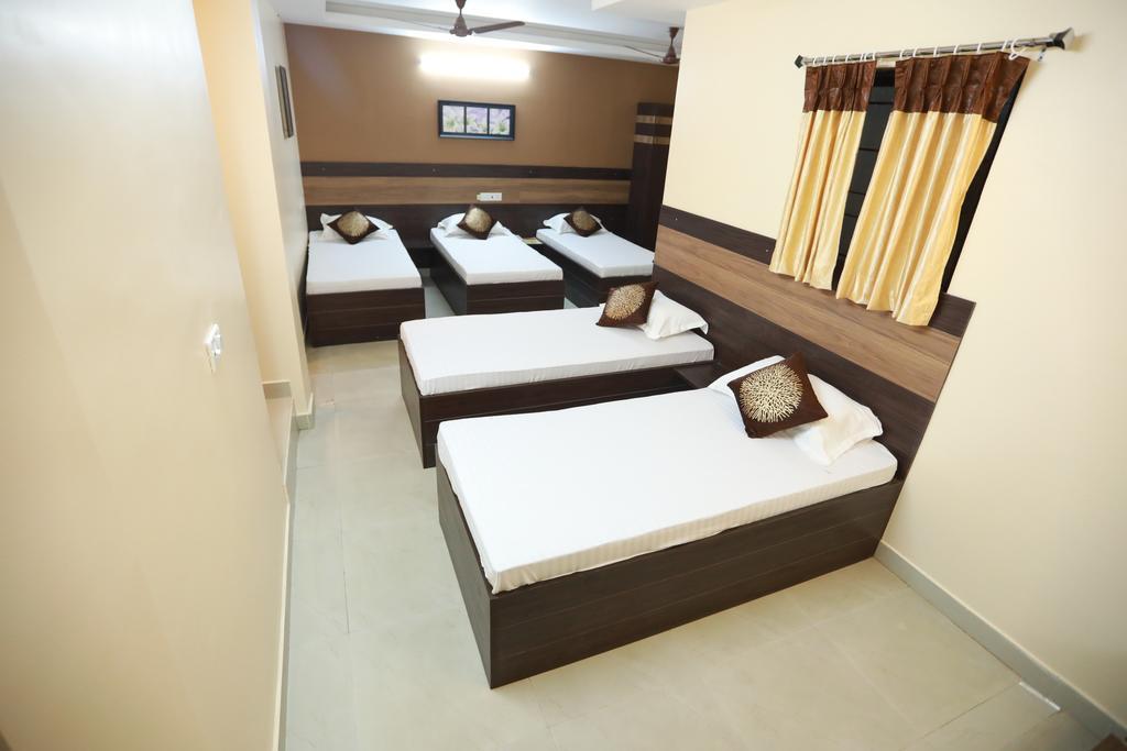 S4 Residency Hotel Chennai Exterior foto